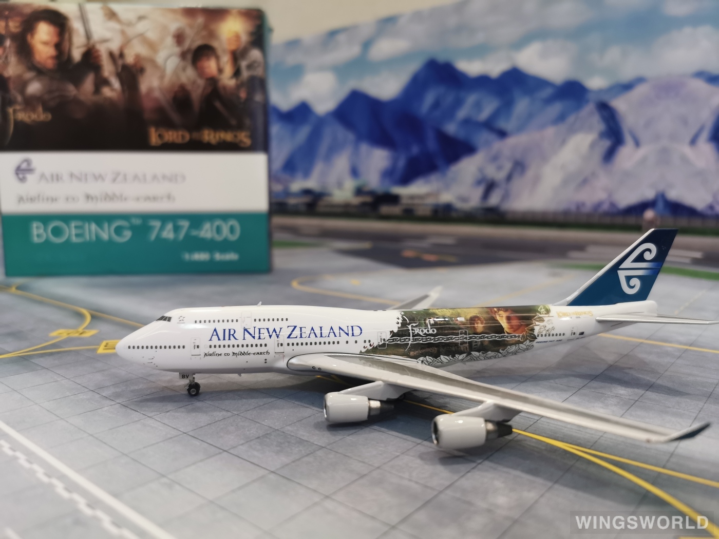 Phoenix 1:400 PH04035 Air New Zealand 新西兰航空 Boeing 747-400 ZK-NBV