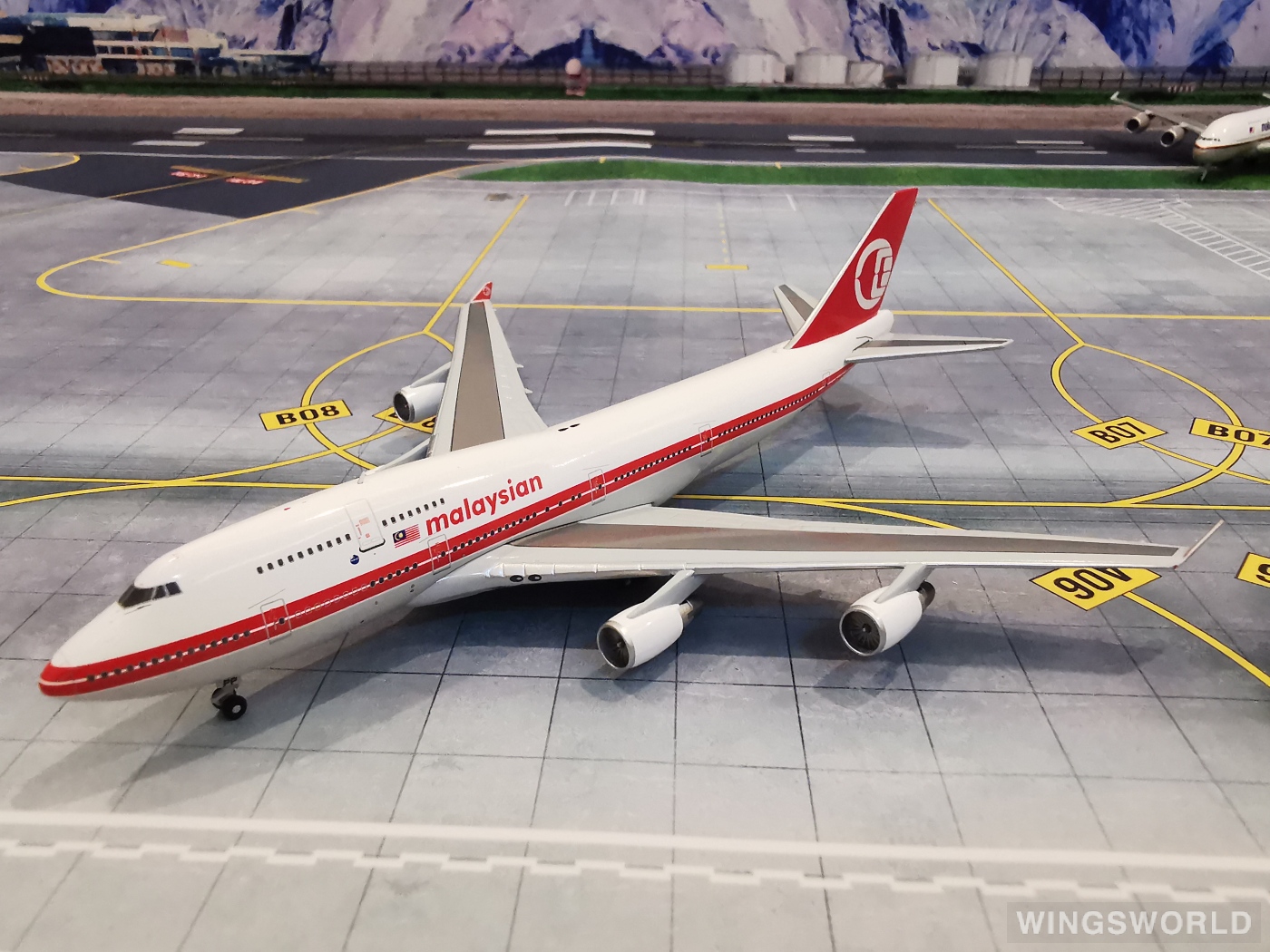 Big Bird 1:400 BB4-2016-002 Malaysia Airlines 马来西亚航空 Boeing 747-400 9M-MPP