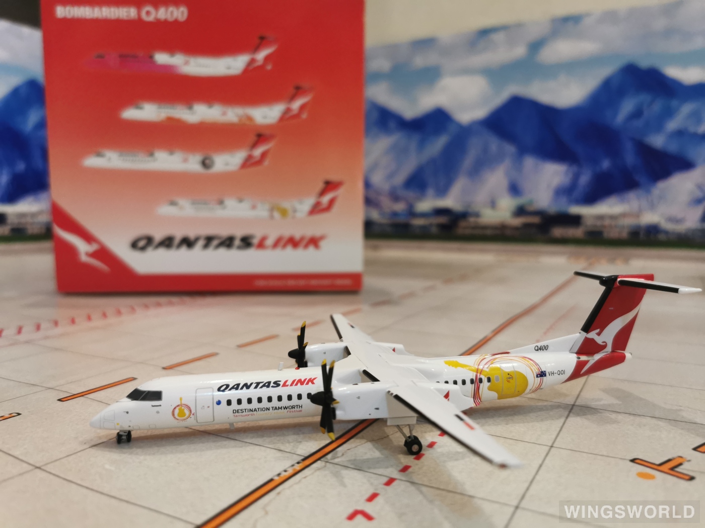 JC Wings 1:200 XX2209 Qantas 澳洲航空 Bombardier Dash 8-400 VH-QOI