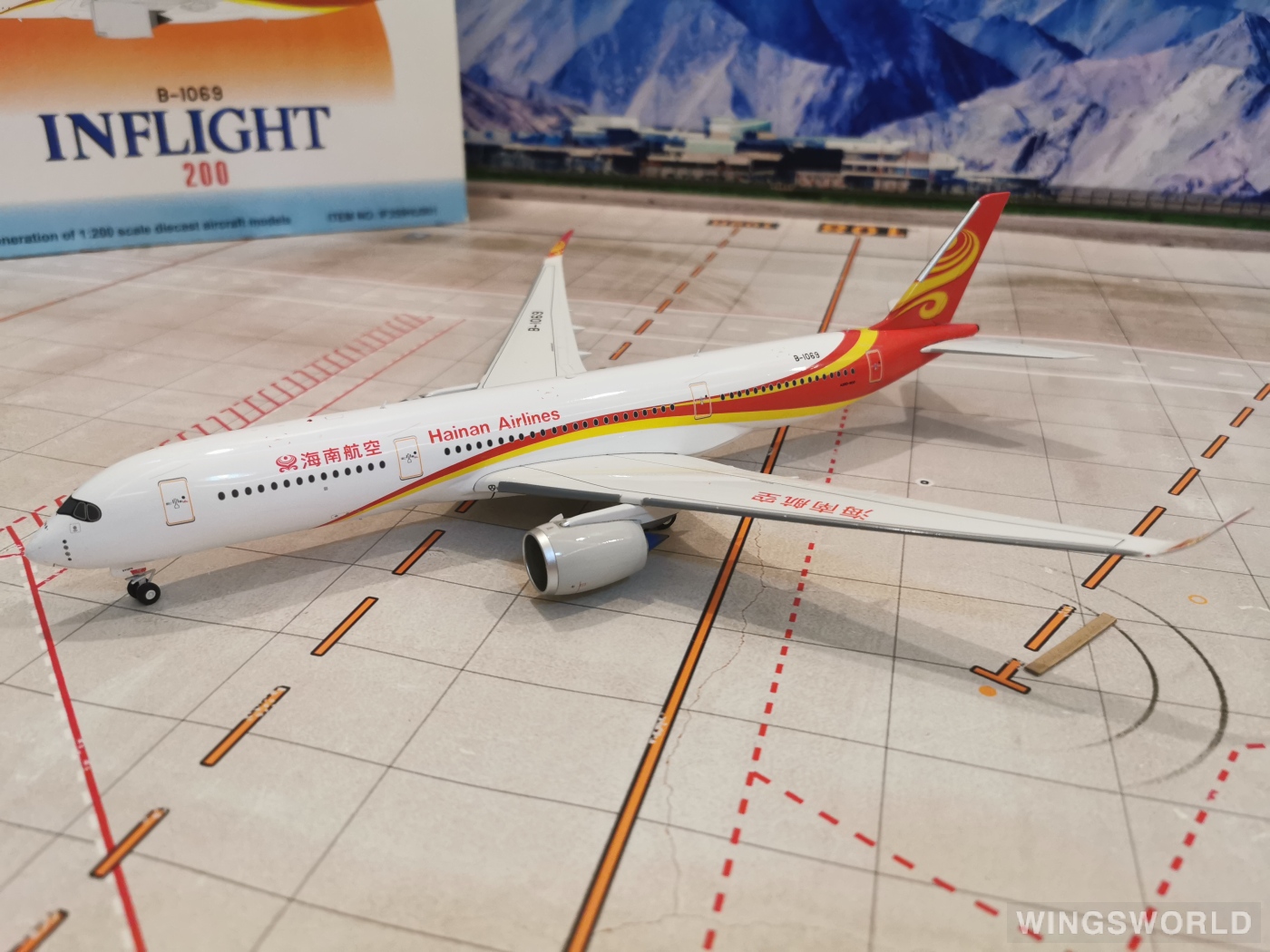 Inflight200 1:200 IF359HU001 Hainan Airlines 海南航空 Airbus A350-900 B-1069