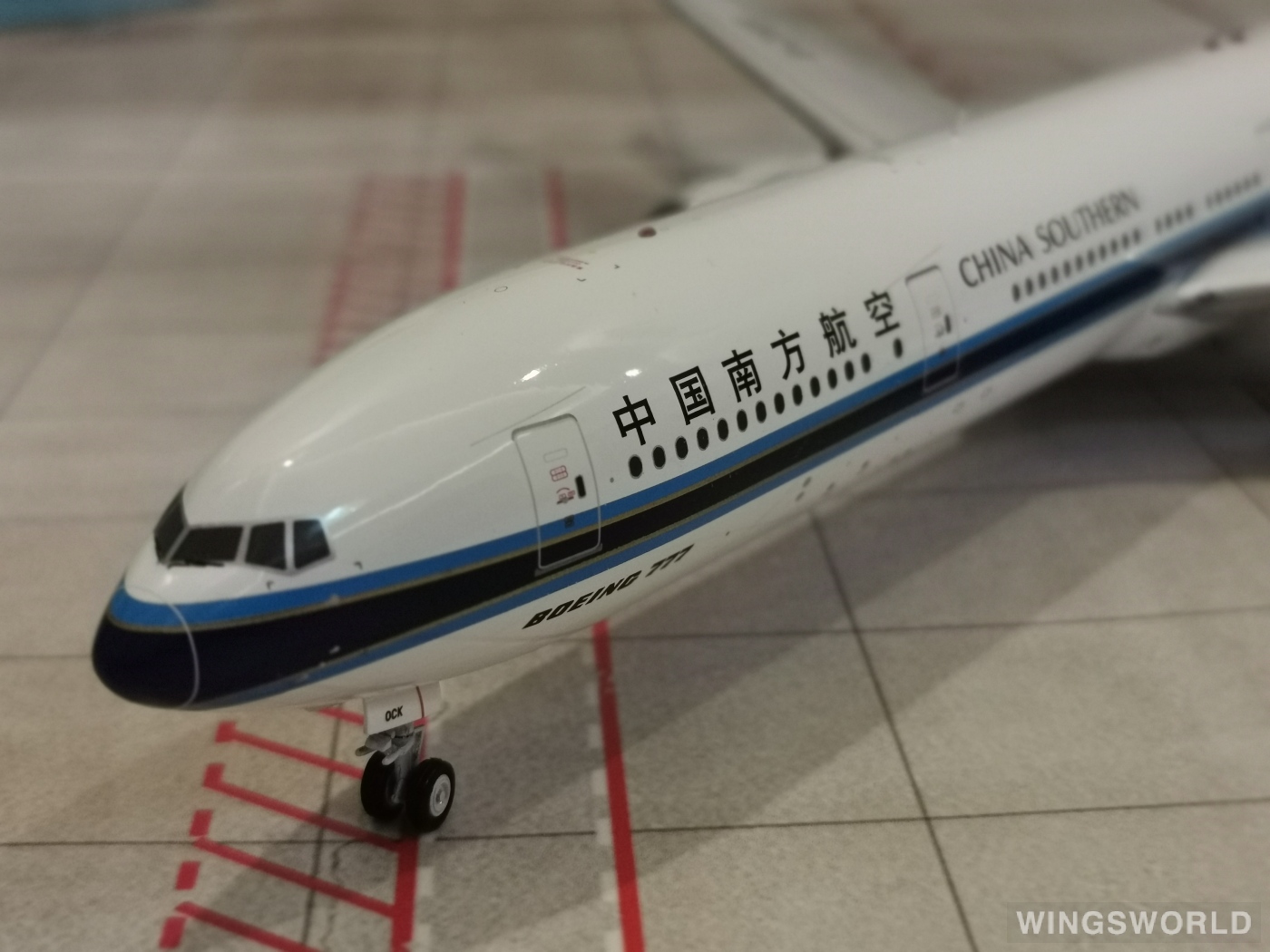 Aviation200 1:200 AV2012 China Southern 中国南方航空 Boeing 777-300ER B-20CK