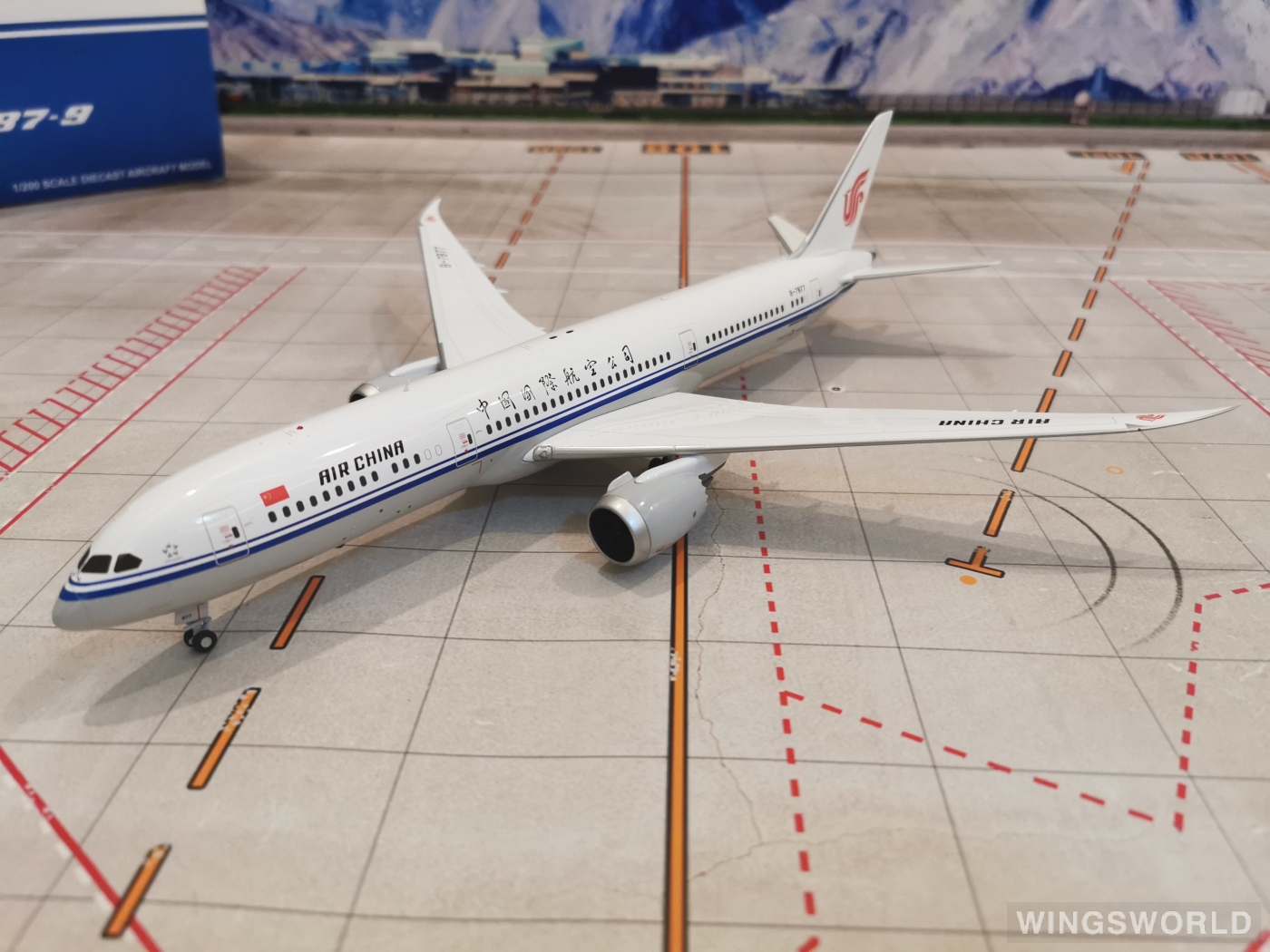 JC Wings 1:200 LH2013 Air China 中国国际航空 Boeing 787-9 B-7877