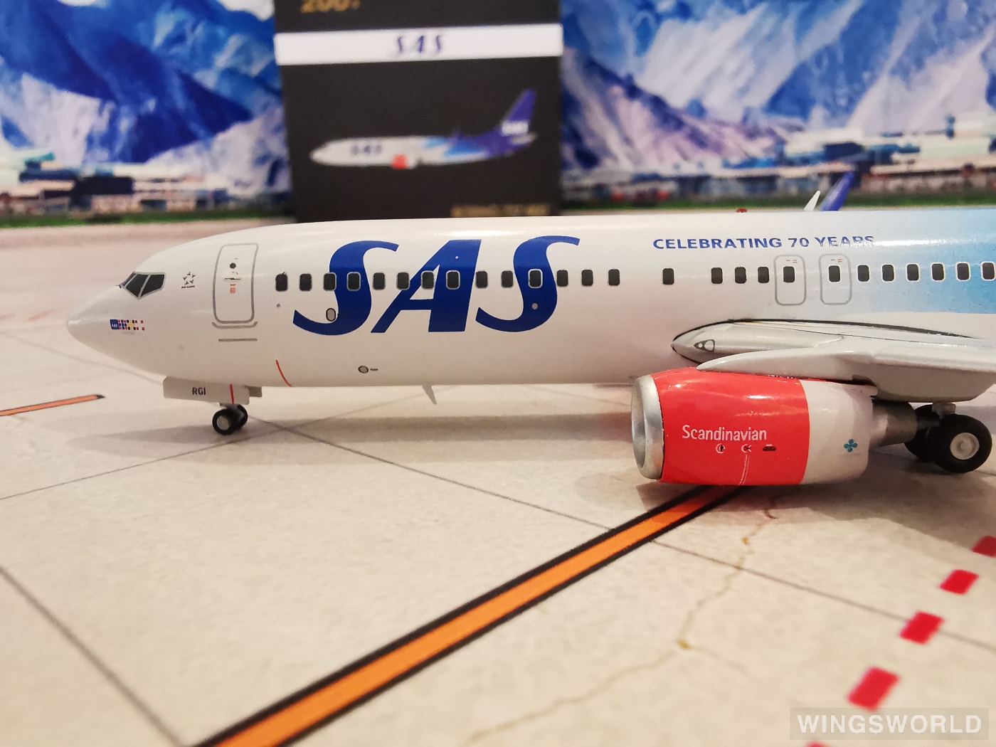 Geminijets 1:200 G2SAS656 SAS 北欧航空 Boeing 737-800 LN-RGI