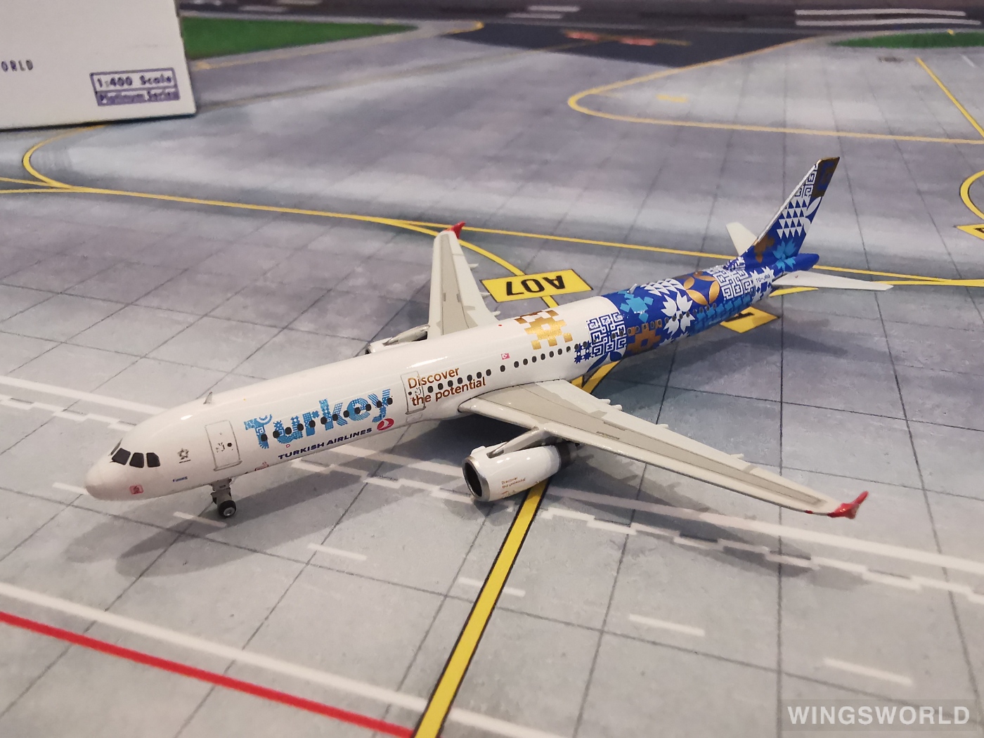 Phoenix 1:400 PH11241 Turkish Airlines 土耳其航空 Airbus A321 TC-JRG