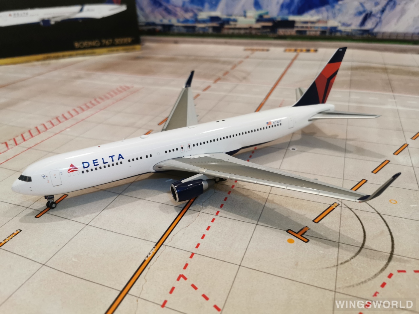 Geminijets 1:200 G2DAL683 Delta Air Lines 达美航空 Boeing 767-300 N174DZ