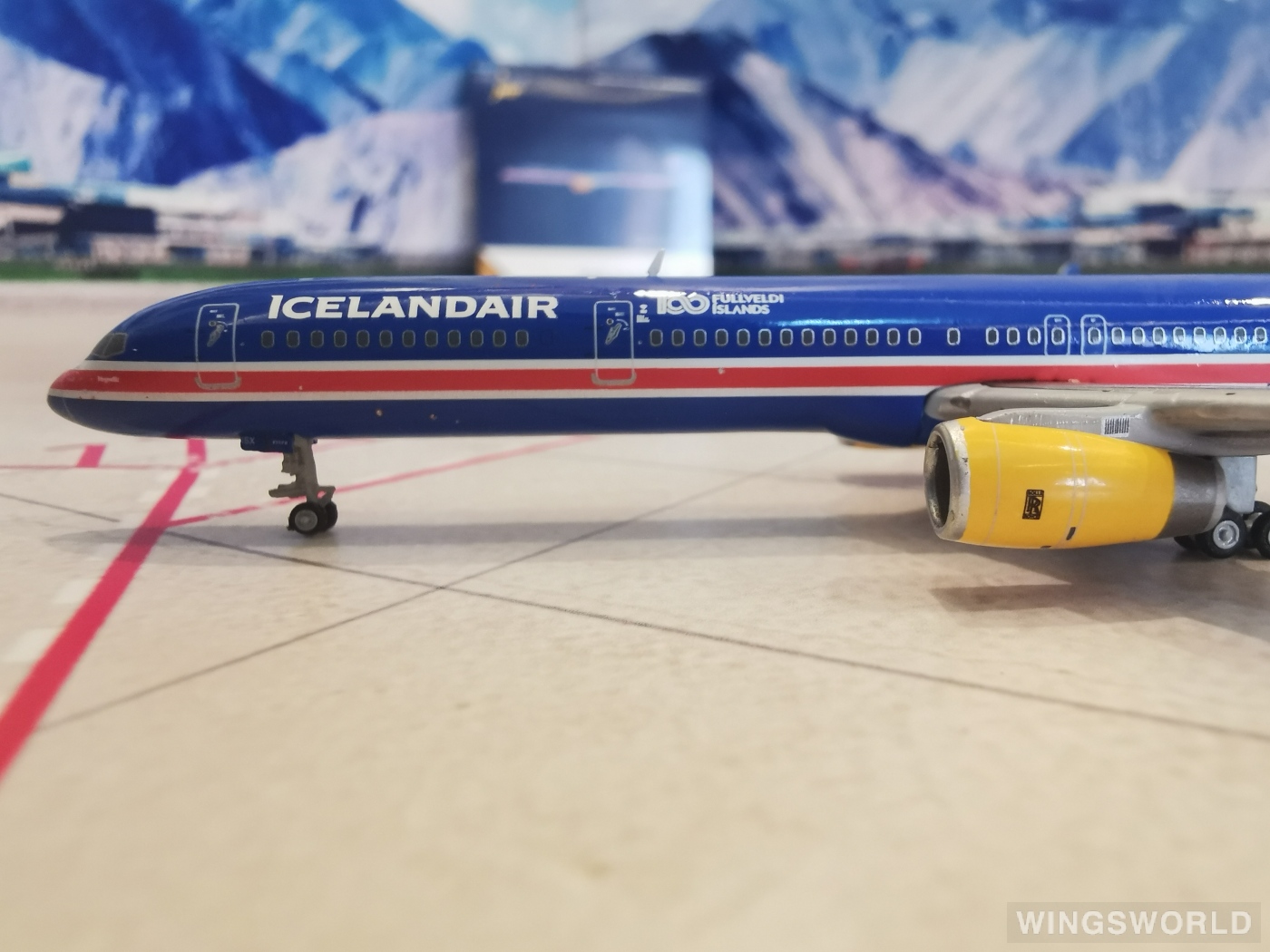 Geminijets 1:400 GJICE1824 Icelandair 冰岛航空 Boeing 757-300 TF-ISX