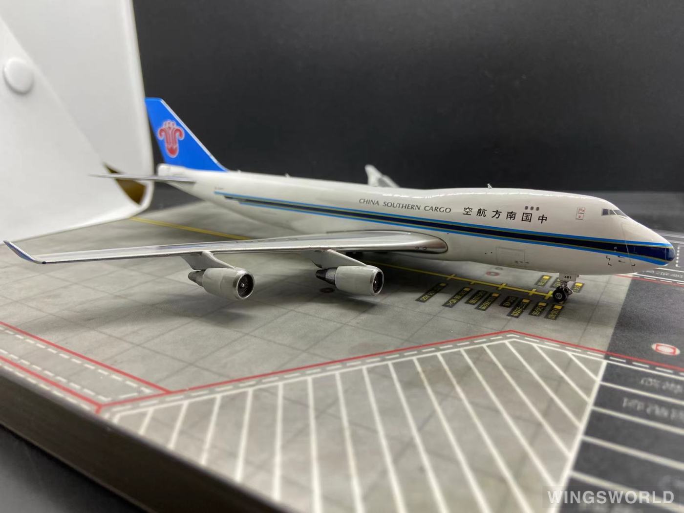 Phoenix 1:400 PH11368 China Southern 中国南方航空 Boeing 747-400 B-2461