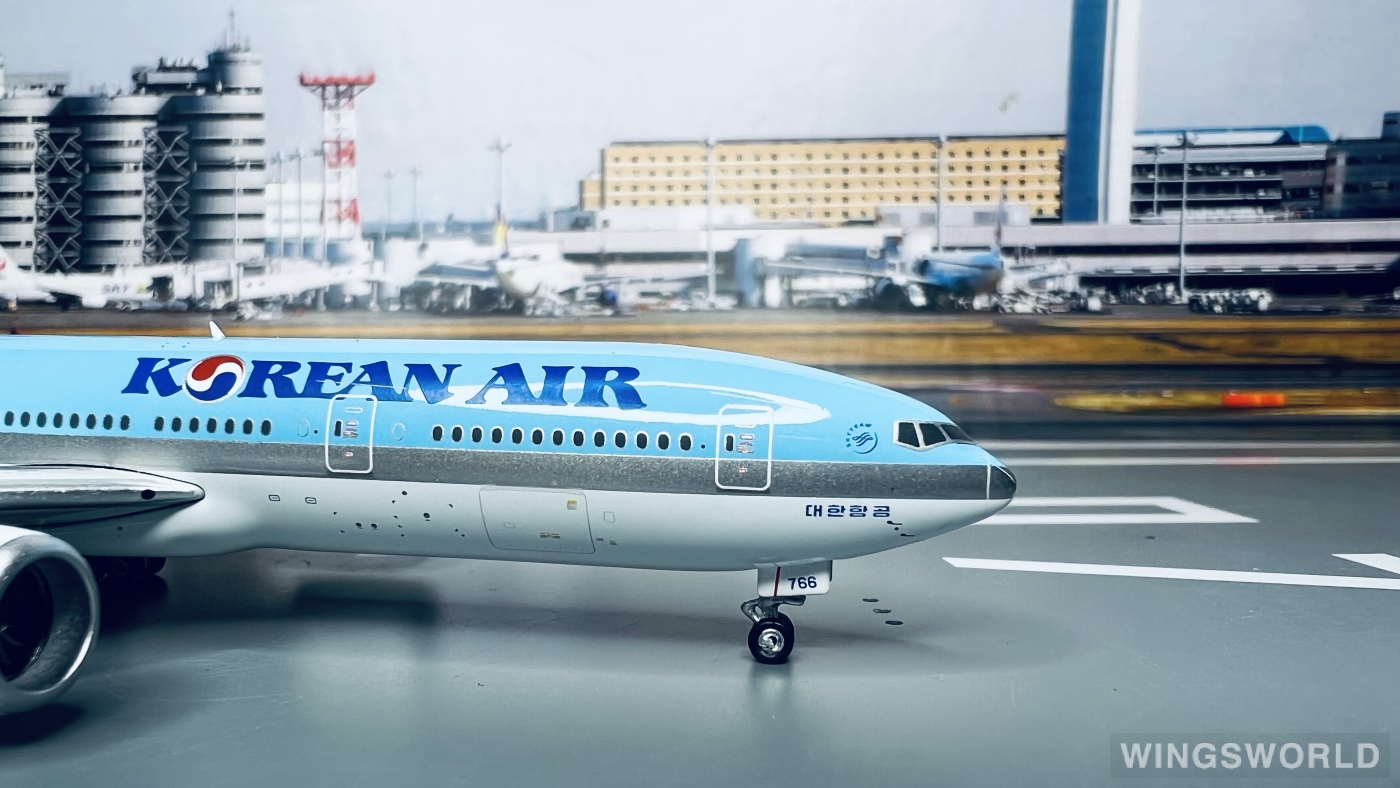 Phoenix 1:400 PH04406 Korean Air 大韩航空 Boeing 777-200 HL7766