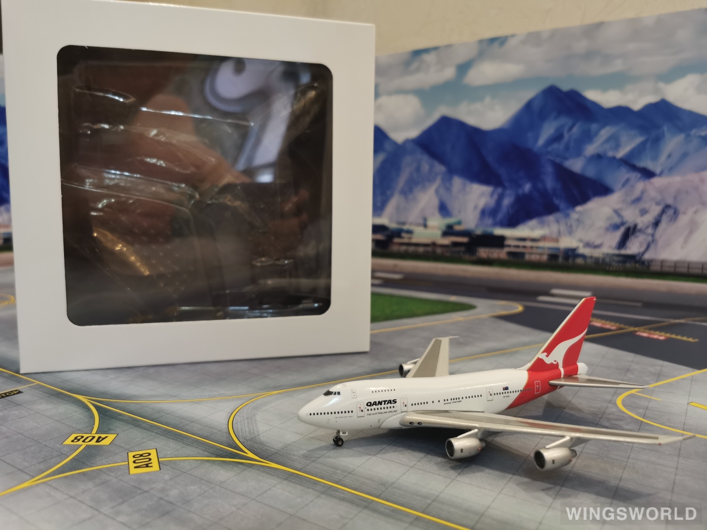 Geminijets 1:400 GJQFA924 Qantas 澳洲航空 Boeing 747SP VH-EAA
