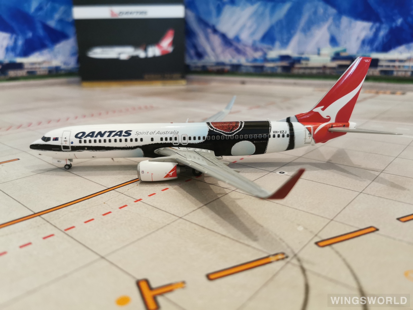Geminijets 1:200 G2QFA443 Qantas 澳洲航空 Boeing 737-800 VH-XZJ