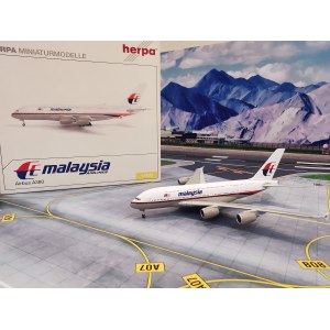 Malaysia Airlines 马来西亚航空 Airbus A380-800   561266 Herpa 1:400