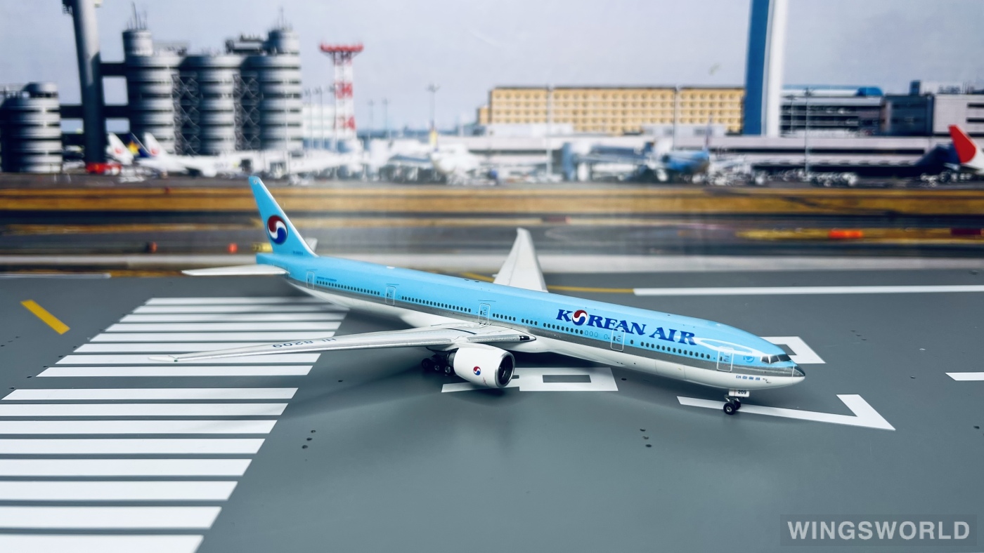 Phoenix 1:400 PH4HL8209 Korean Air 大韩航空 Boeing 777-300ER HL8209