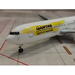 Qantas 澳洲航空 Boeing 767-300 VH-OGL  XX2987 JC Wings 1:200