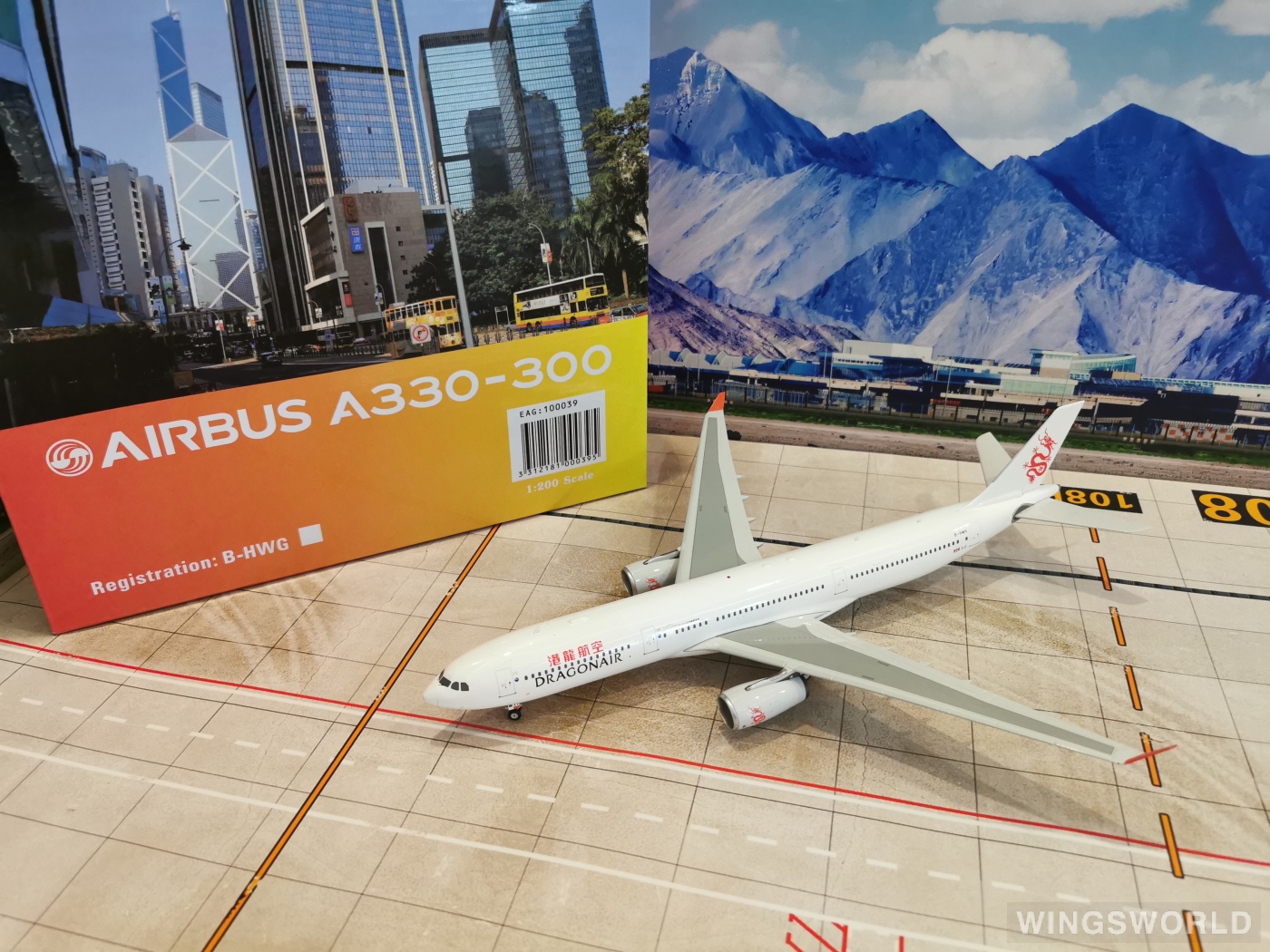 Phoenix 1:200 EA100040 Cathay Dragon 国泰港龙航空 Airbus A330-300 B-HWH