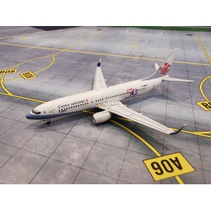 China Airlines 中华航空 Boeing 737-800 B-18606 1997s colors. 