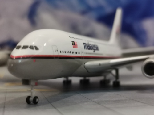 Malaysia Airlines 马来西亚航空 Airbus A380-800   561266 Herpa 1:400