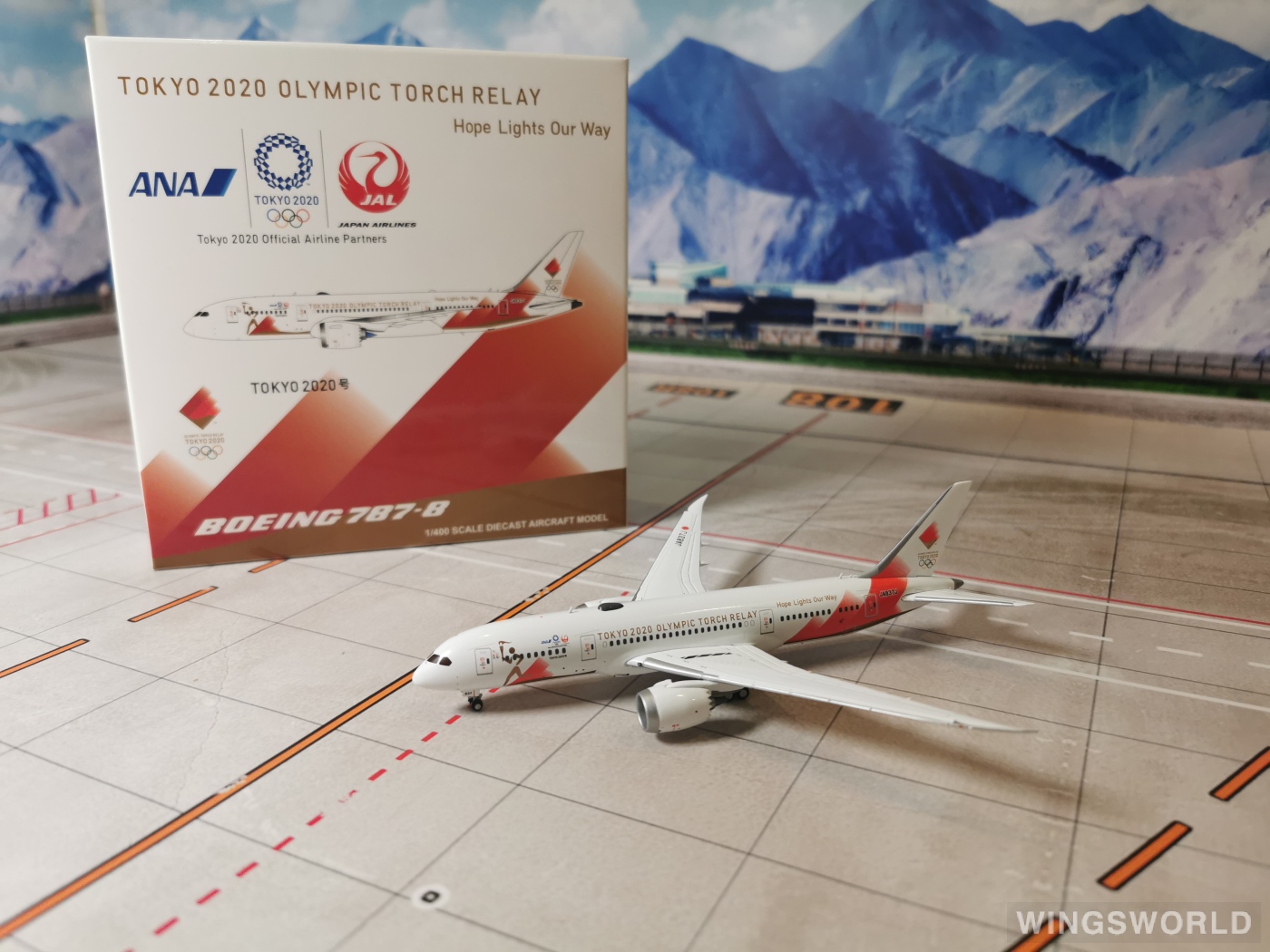 JC Wings 1:400 Boeing 787-8 Japan Airlines 日本航空EW4788003