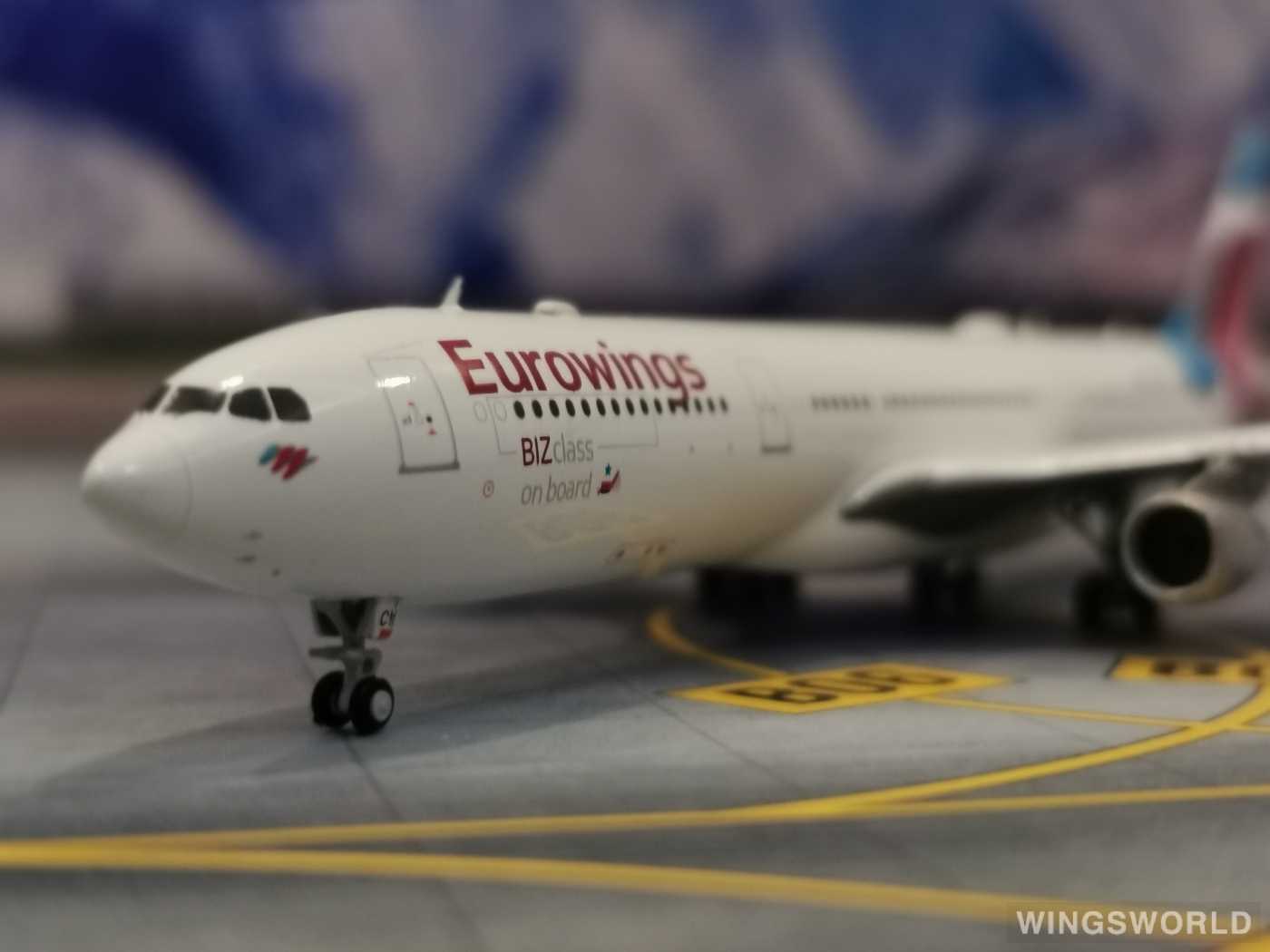 JC Wings 1:400 XX4423 Eurowings 欧洲之翼航空 Airbus A340-300 OO-SCW