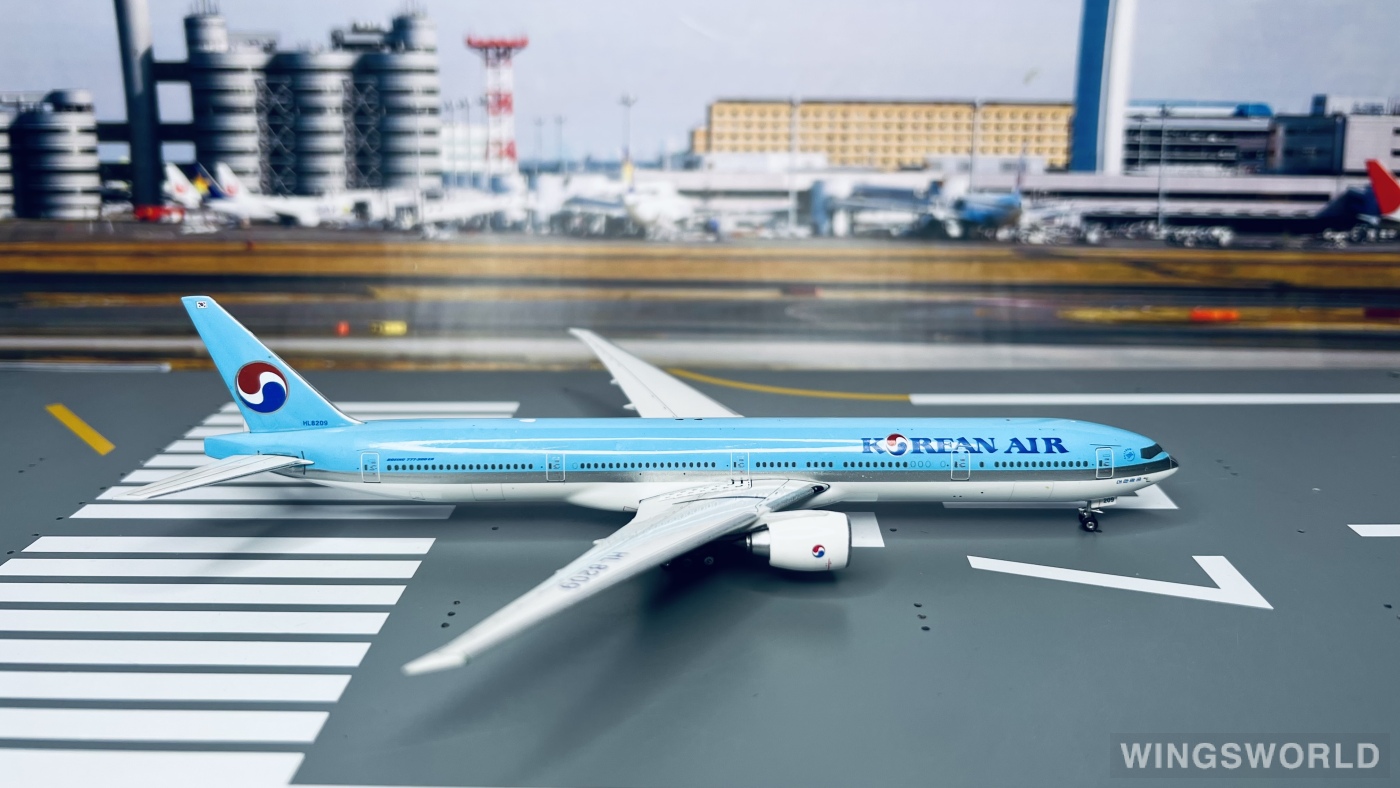 Phoenix 1:400 PH4HL8209 Korean Air 大韩航空 Boeing 777-300ER HL8209