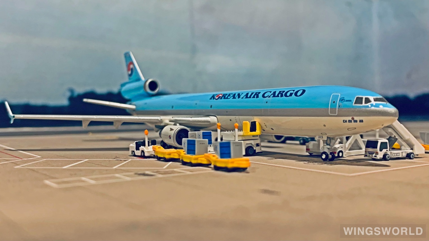 Geminijets 1:400 GJKAL062 Korean Air 大韩航空 McDonnell Douglas MD-11 HL7373