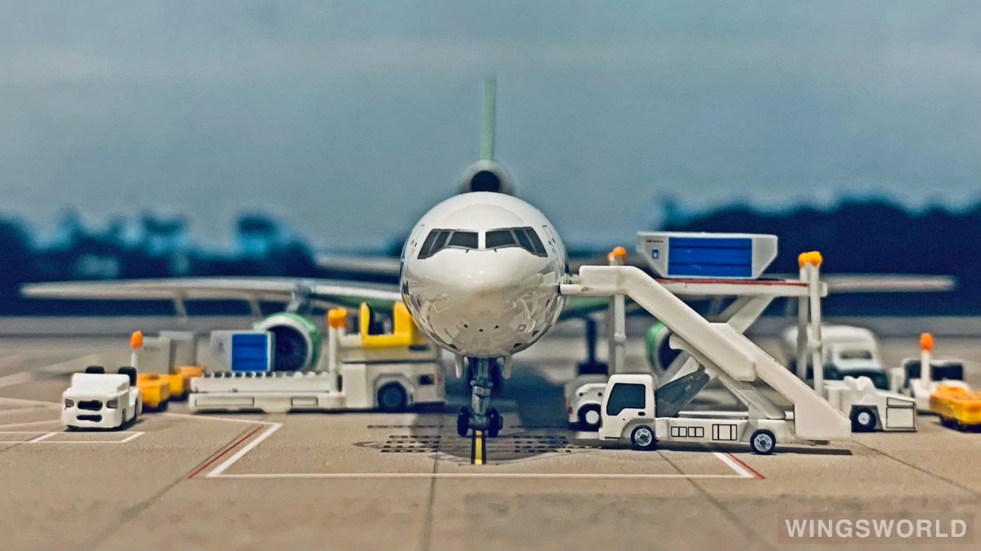 Geminijets 1:400 GJAPW745 Arrow Air McDonnell Douglas DC-10 N524MD