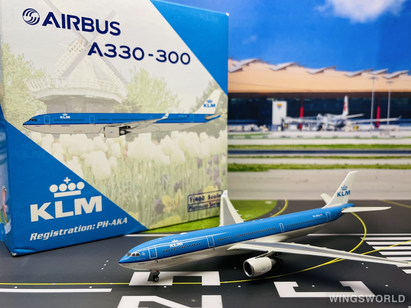 Phoenix 1:400 PH10593 KLM 荷兰皇家航空 Airbus A330-300 PH-AKA