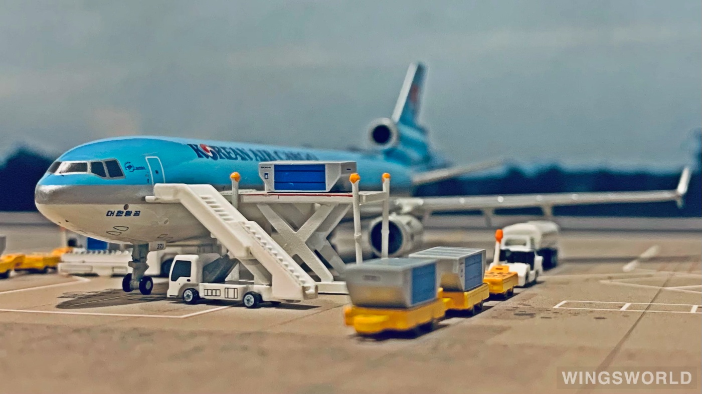 Geminijets 1:400 GJKAL062 Korean Air 大韩航空 McDonnell Douglas MD-11 HL7373