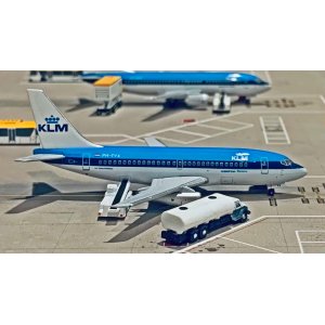 KLM 荷兰皇家航空 Boeing 737-200 PH-TVX 1980s colors. With 