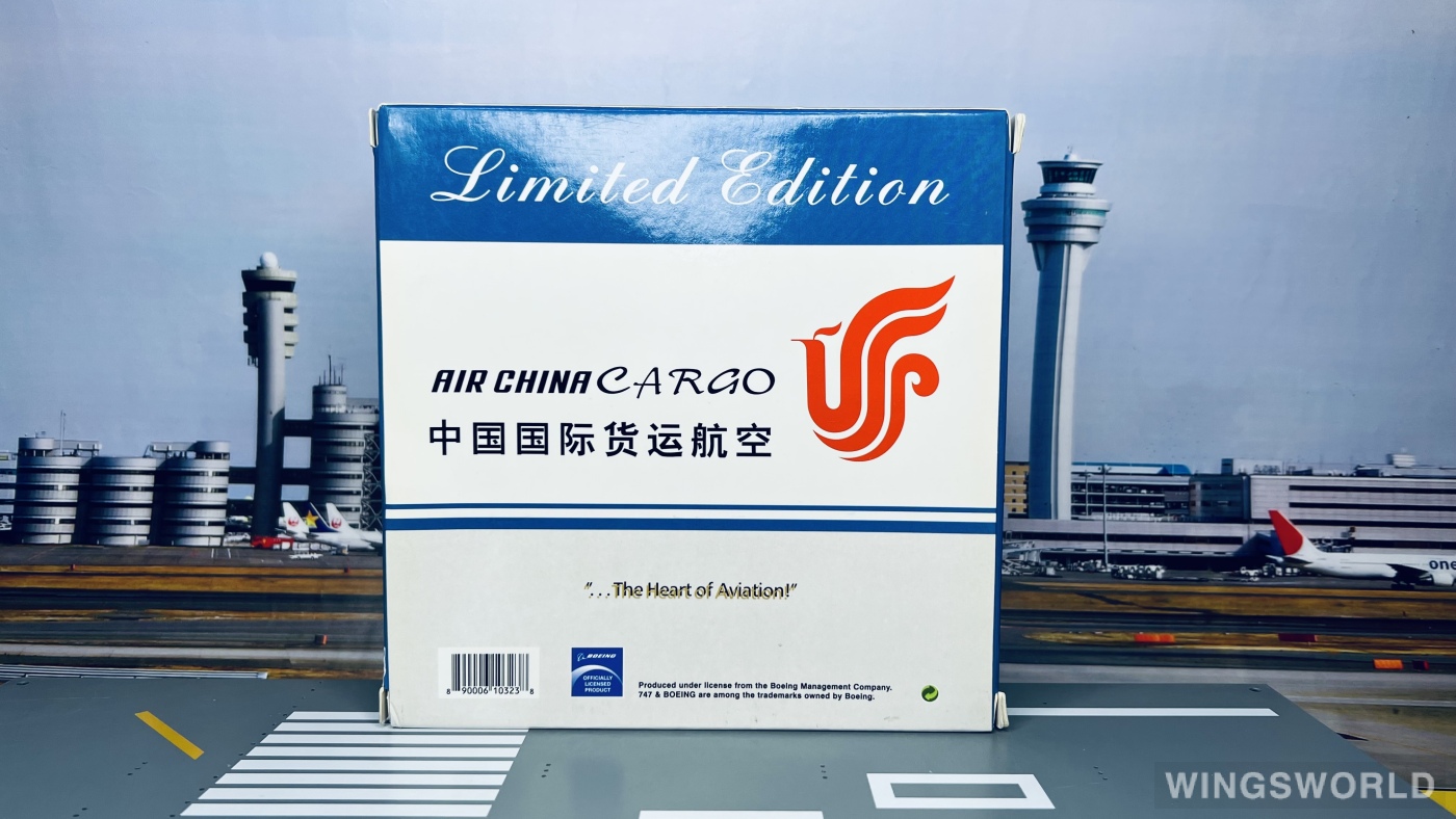 Phoenix 1:400 PH10323A Air China Cargo 中国国际货运航空 Boeing 747-400 B-2456