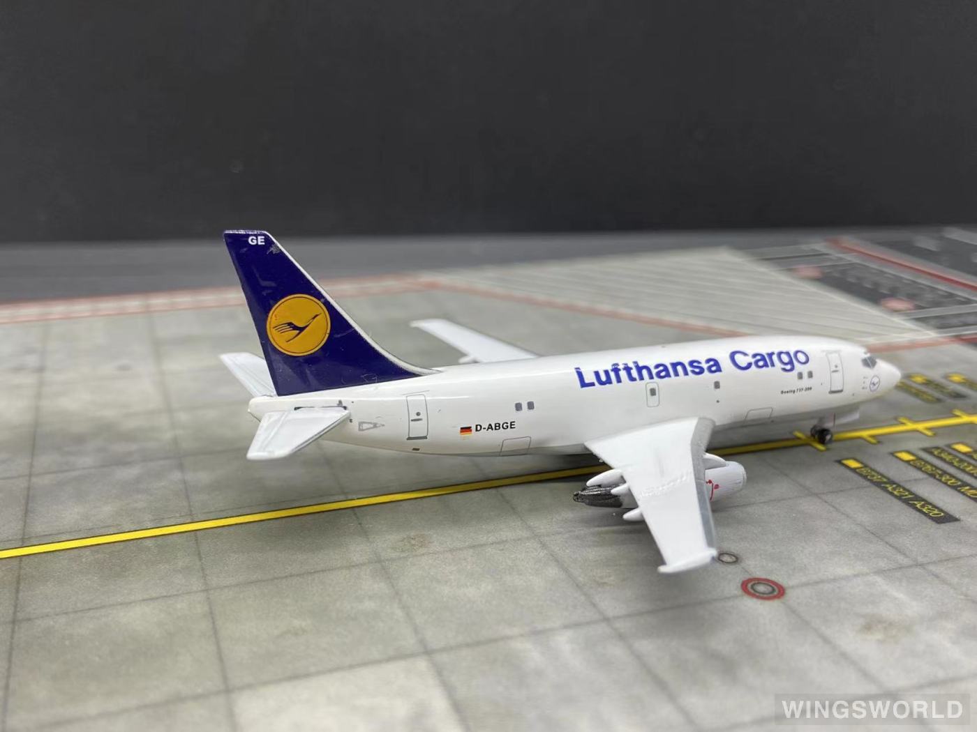 AeroClassics 1:400 AC411047 Lufthansa 汉莎航空 Boeing 737-200 D-ABGE