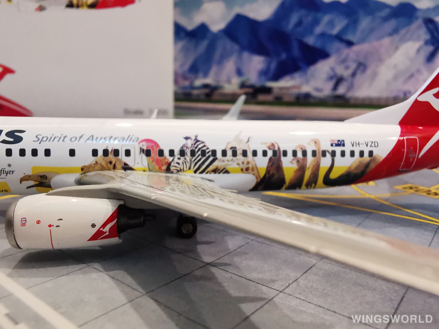 JC Wings 1:200 XX2504 Qantas 澳洲航空 Boeing 737-800 VH-VZD