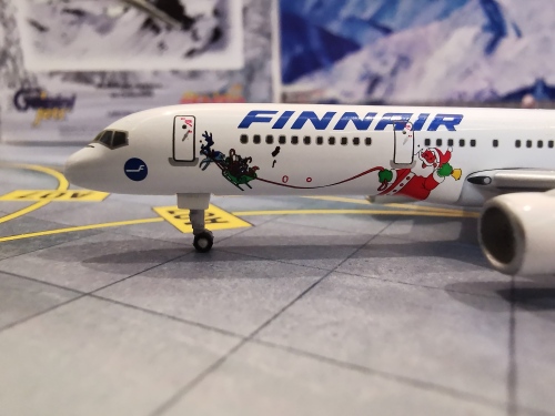 Finnair 芬兰航空 Boeing 757-200 OH-LBR 圣诞老人 GJFIN146 Geminijets 1:400