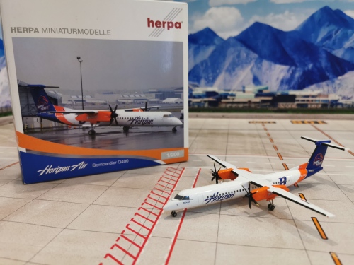 Horizon Air 地平线航空 Bombardier Dash 8-400 N437QX  553728 Herpa 1:200