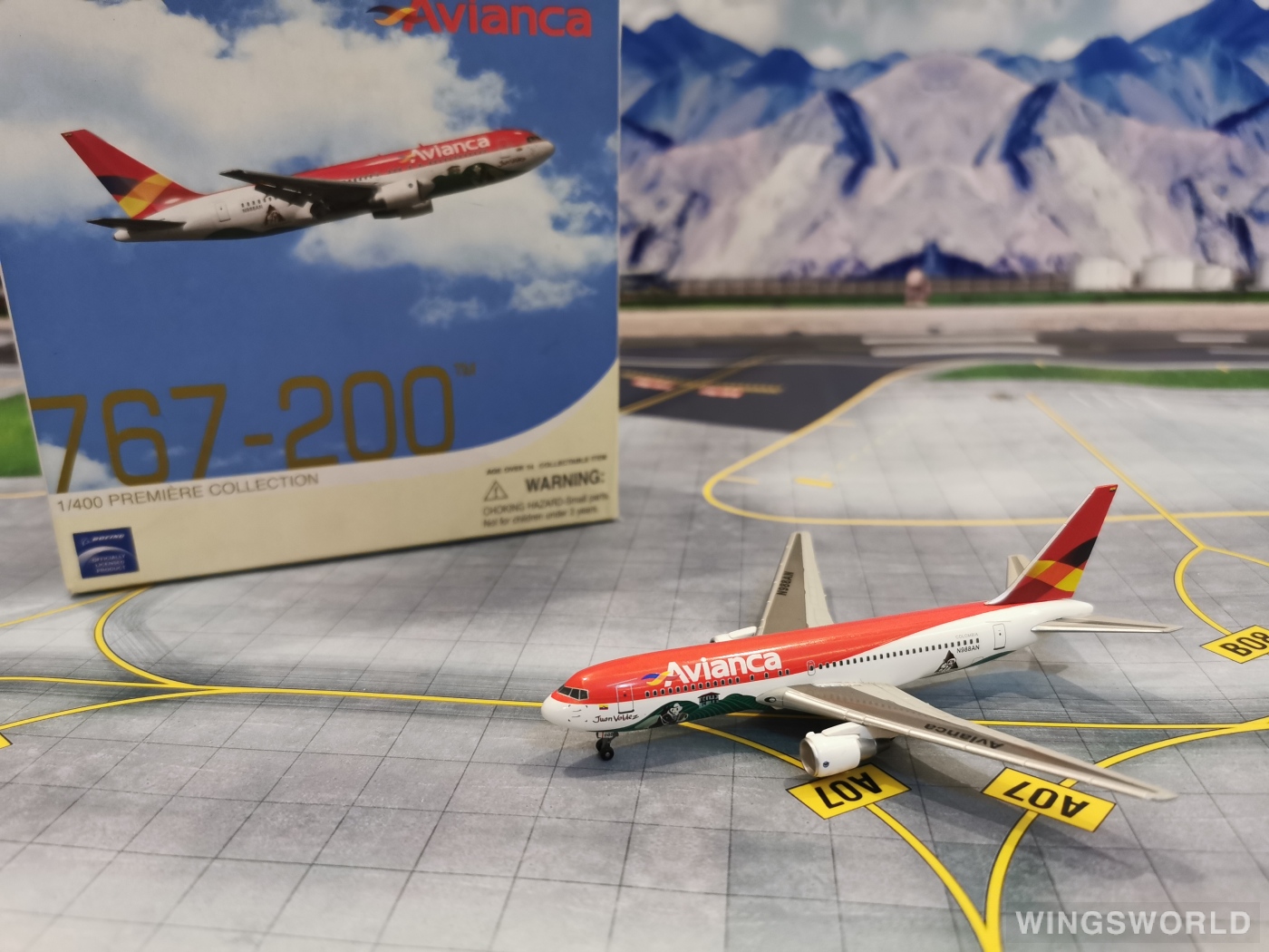 Dragon Models 1:400 56014 Avianca 哥伦比亚航空 Boeing 767-200 N988AN