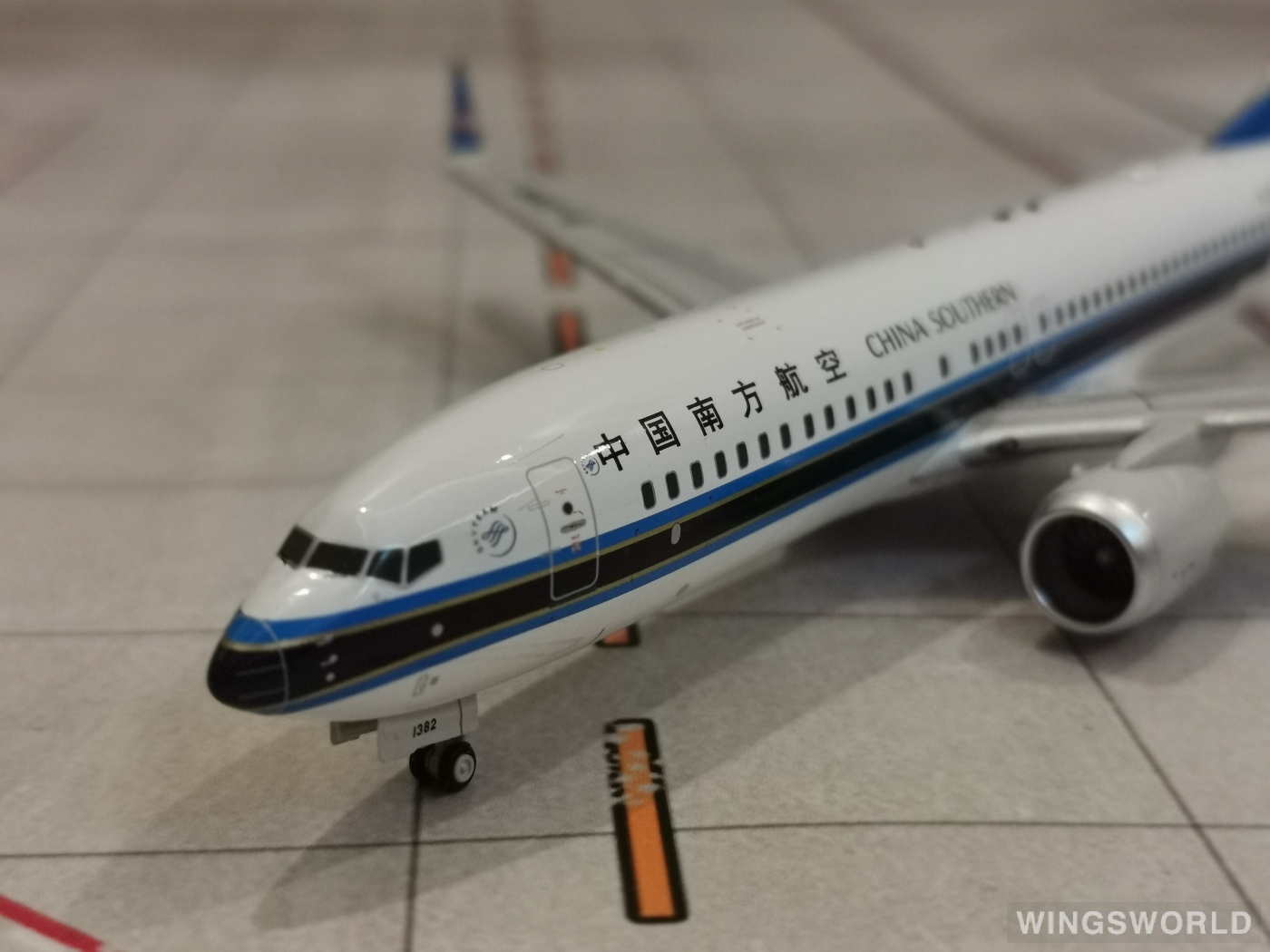 Inflight200 1:200 IF73MAXCZ001 China Southern 中国南方航空 Boeing 737 MAX 8 B-1206