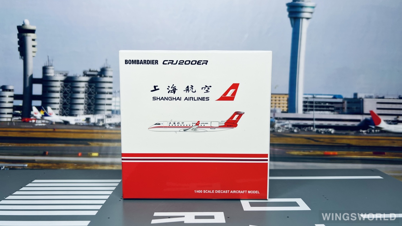 JC Wings 1:400 XX4145 Shanghai Airlines 上海航空 Bombardier CRJ200 B-3011