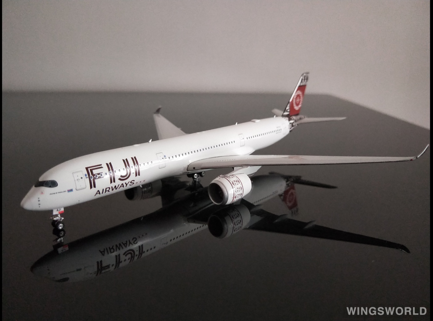 Phoenix 1:400 PH11642 Fiji Airways 斐济航空 Airbus A350-900 DQ-FAJ