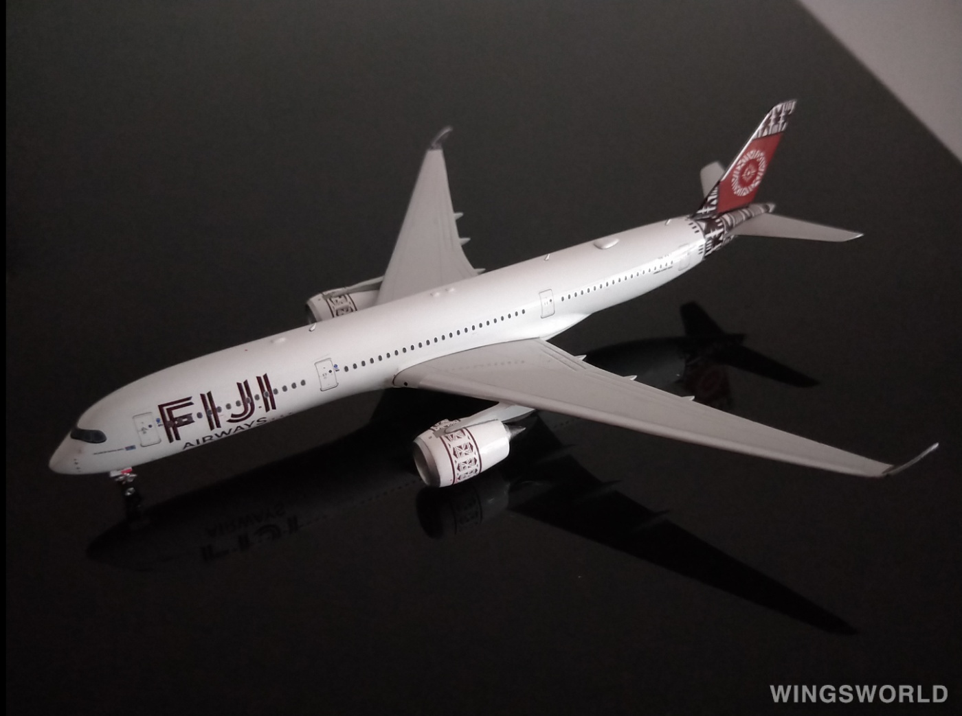 Phoenix 1:400 PH11642 Fiji Airways 斐济航空 Airbus A350-900 DQ-FAJ