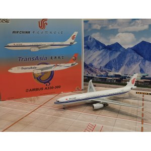 Air China 中国国际航空 Airbus A330-300 B-8579  IF333CA001 Inflight200 1:200