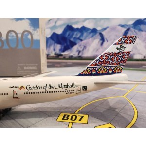 PIA 巴基斯坦航空 Boeing 747-300 AP-BFW  55957 Dragon Models 1:400