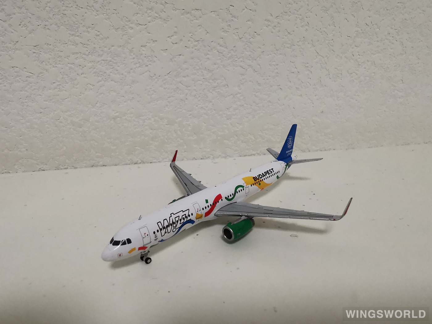 JC Wings 1:400 LH4041 Wizz Air 维兹航空 Airbus A321 HA-LXJ