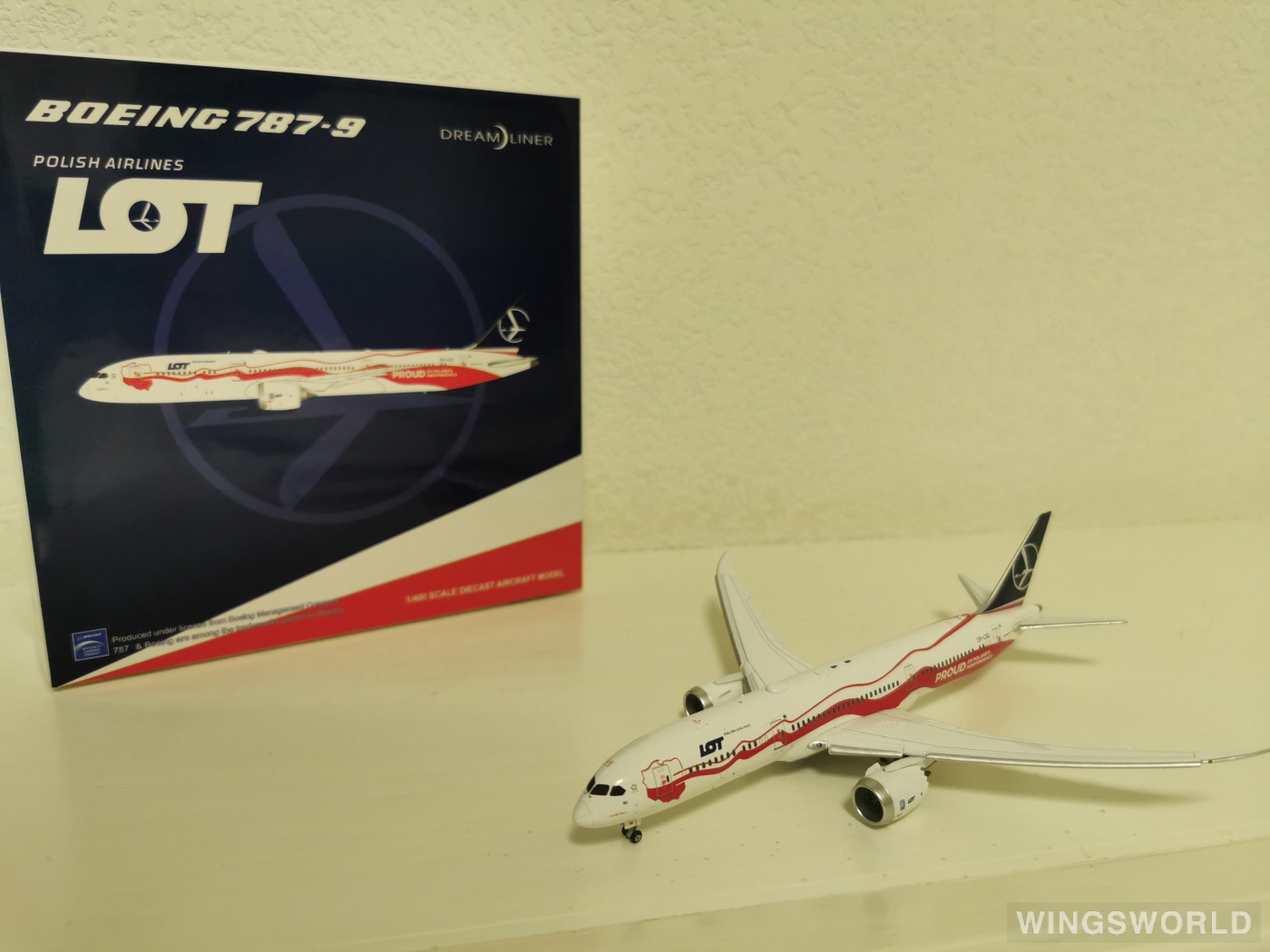 JC Wings 1:400 XX4062A LOT 波兰航空 Boeing 787-9 SP-LSC