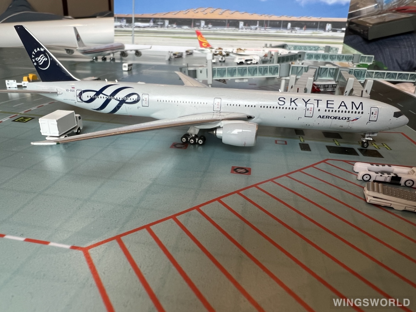 Phoenix 1:400 PH10967 Aeroflot 俄罗斯航空 Boeing 777-300ER VQ-BQG