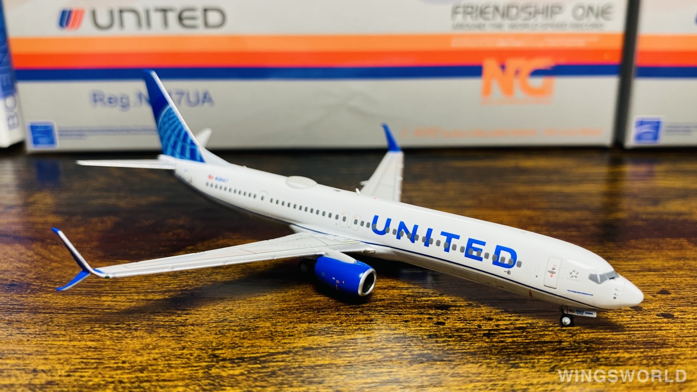 NGmodels 1:400 NG79006 United Airlines 美国联合航空 Boeing 737-900ER N38417