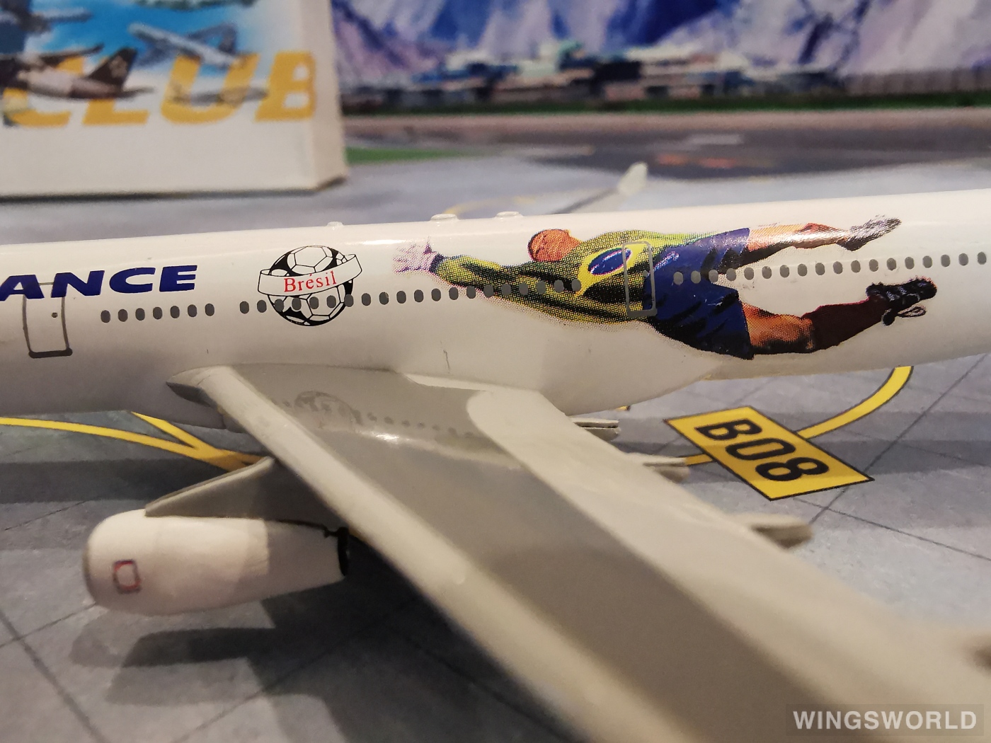 Dragon Models 1:400 98-004 Air France 法国航空 Airbus A340-300 F-GLEK