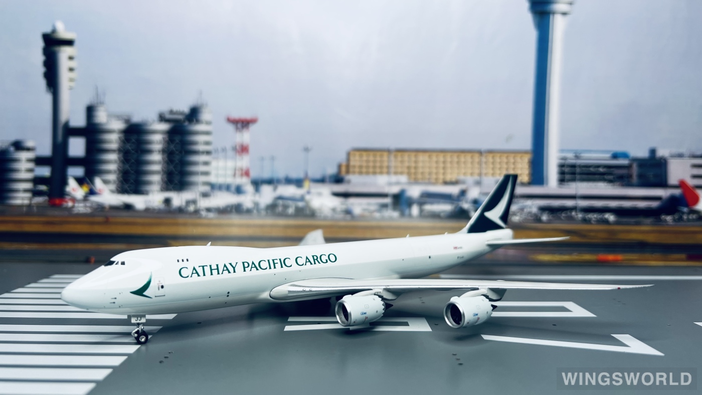 Phoenix 1:400 PH04428 Cathay Pacific 国泰航空 Boeing 747-8F B-LJJ