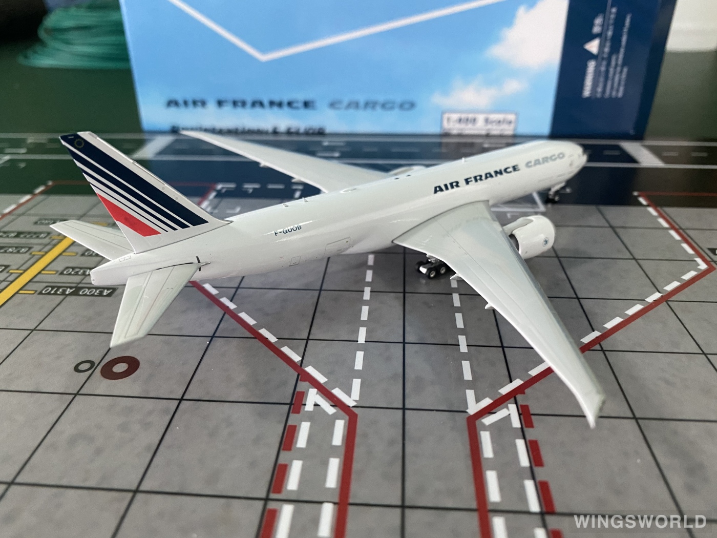 Phoenix 1:400 PH11717 Air France 法国航空 Boeing 777F F-GUOB