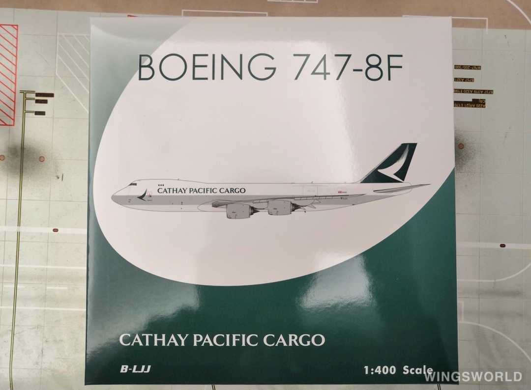 Phoenix 1:400 PH04428 Cathay Pacific 国泰航空 Boeing 747-8F B-LJJ