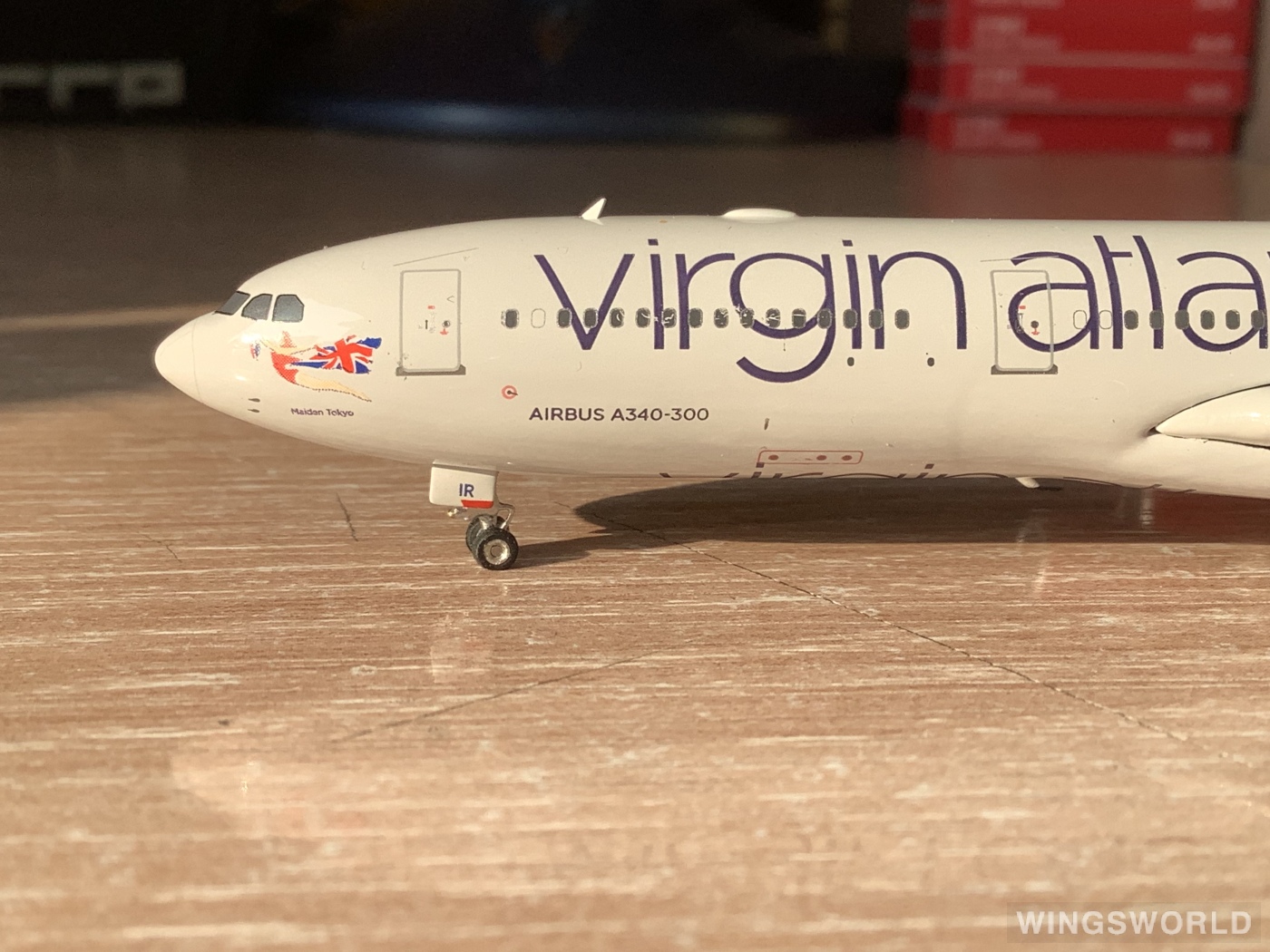 Phoenix 1:400 PH04421 Virgin Atlantic Airways 维珍航空 Airbus A340-300 G-VAIR