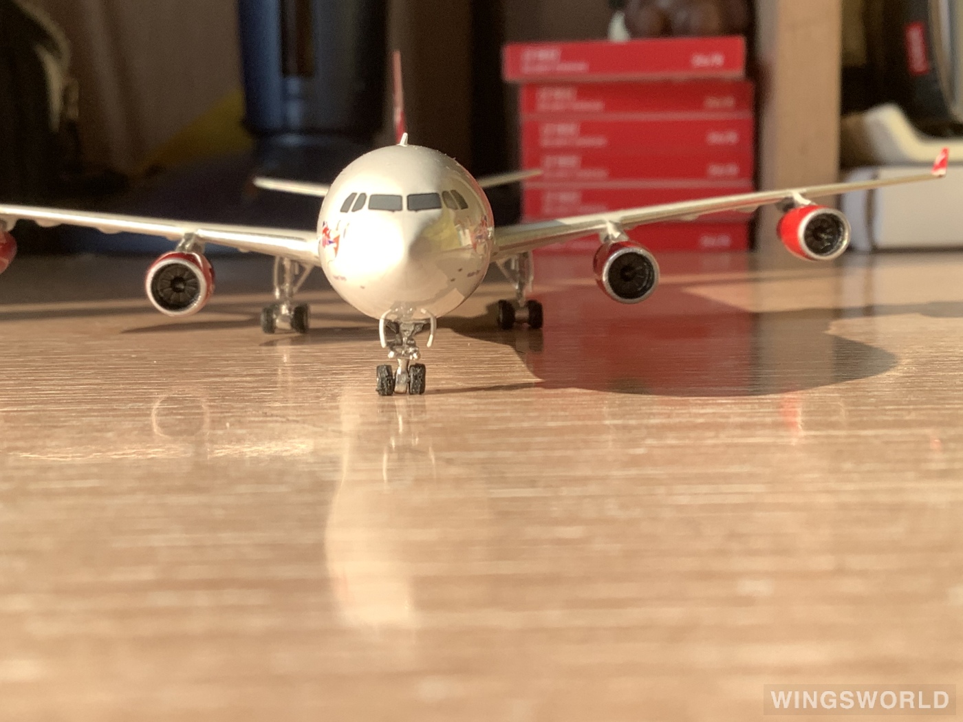 Phoenix 1:400 PH04421 Virgin Atlantic Airways 维珍航空 Airbus A340-300 G-VAIR